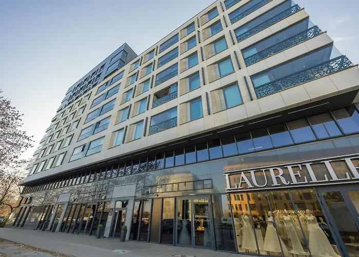 Appartamento Lux Riverview Air-conditioned With Parking By Renters